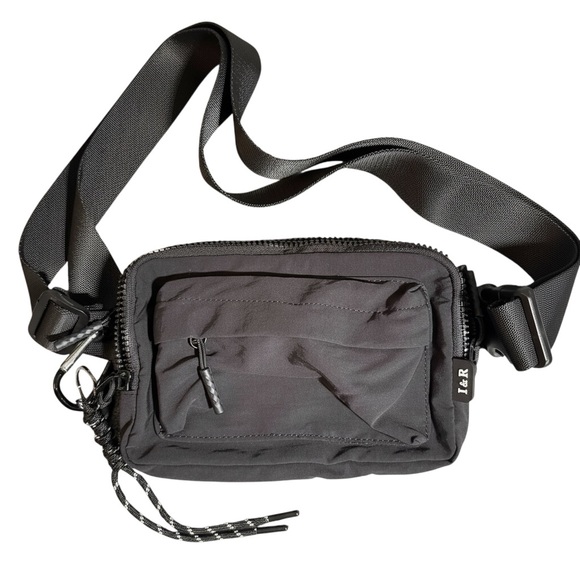 Handbags - Unisex Mini Belt Bag w/Adj Strap, Crossbody Pack for Traveling Black Pre Owned